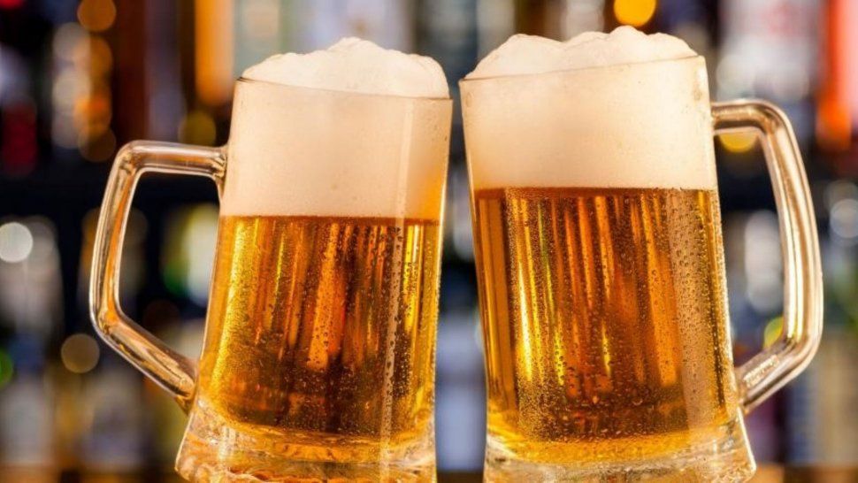 La Anmat prohibió la venta en todo el país de tres cervezas importadas