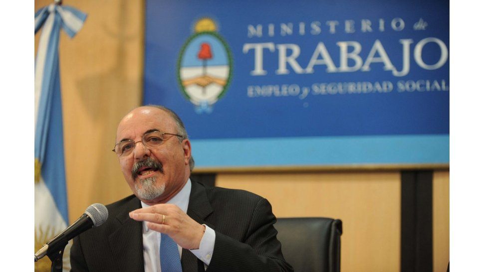 Carlos Tomada