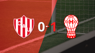Unión sufrió una derrota por 1-0 ante Huracán con el gol agónico de Héctor Fértoli