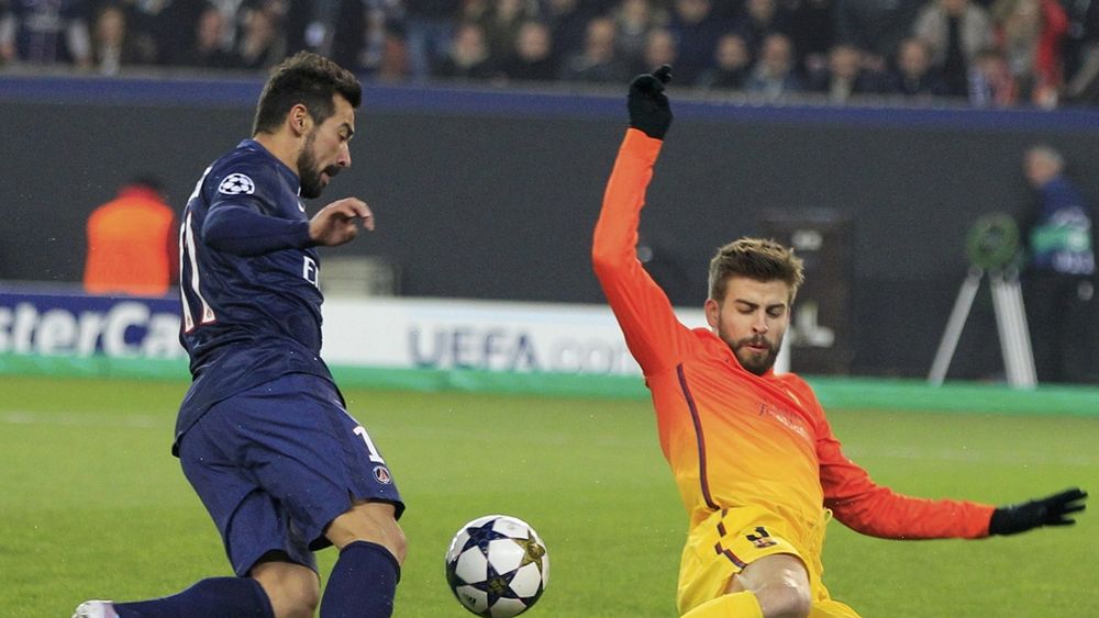 Lavezzi en el PSG contra Barcelona