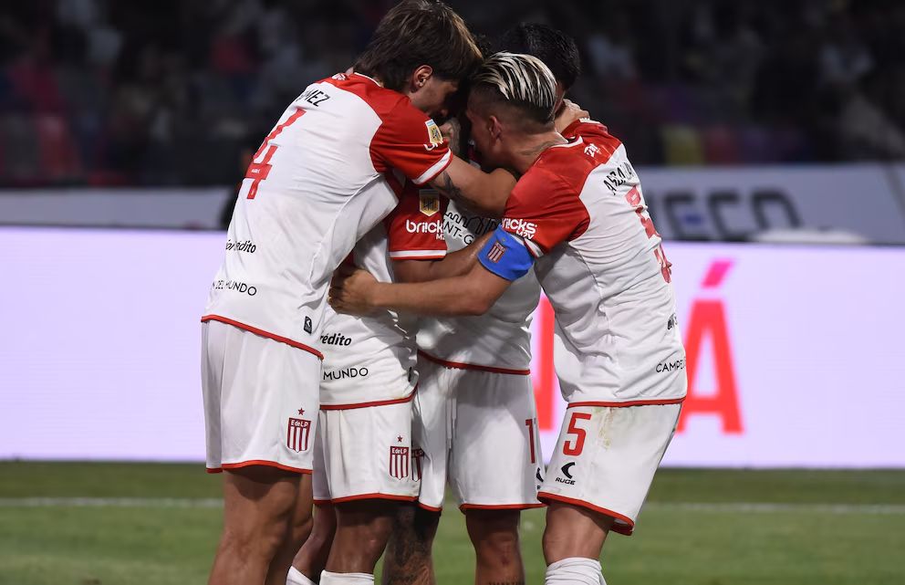 Estudiantes de La Plata avanzó a semifinales tras vencer a Central Córdoba