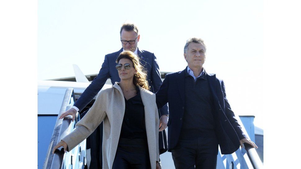 Mauricio Macri junto a su esposa