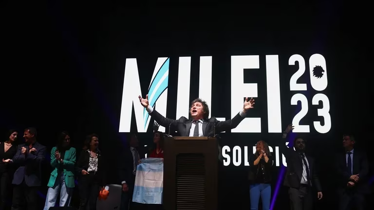 javier milei hizo su cierre de campana en buenos aires
