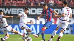 San Lorenzo perdió ante Lanús y se complicó.&nbsp;
