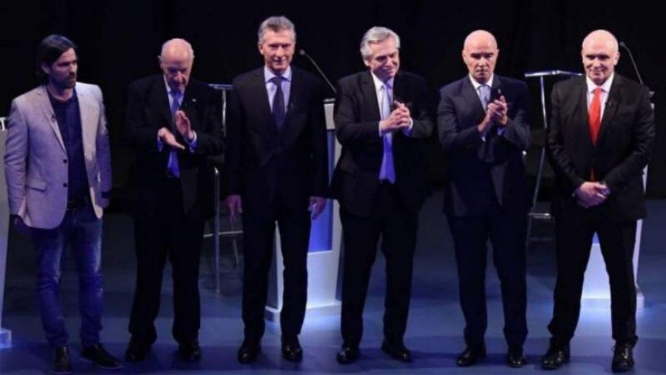 Los candidatos a presidente cierran sus campañas en distintos puntos del país