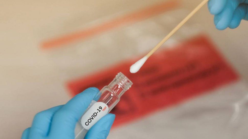 Testeo de casos de coronavirus en Argentina