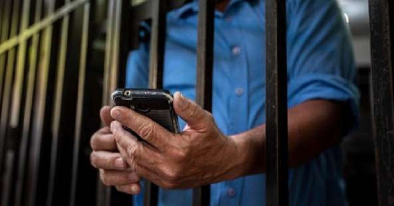 Celulares en c&aacute;rceles federales.