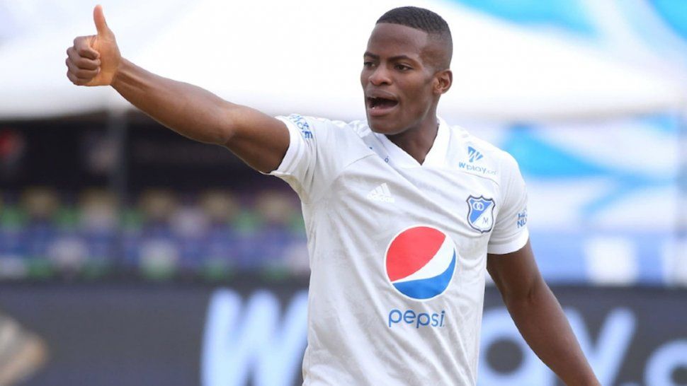 Andrés Felipe Román es el segundo refuerzo de Boca