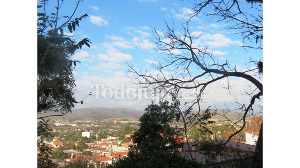 Cielo parcialmente nublado
