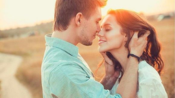 Aunque amar puede ser increíble, también puede doler ymucho. Según la astrología, hay signos del zodiaco que tienden a sufrir máscuando se enamoran por eso no se arriesgan
