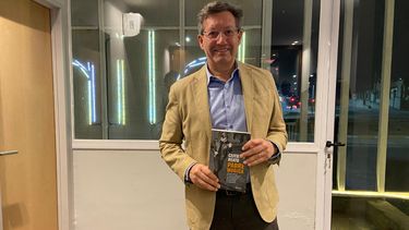 CeferinoReato presentó en Jujuy su libro sobre el Padre Mugica