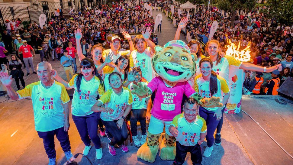 Histórico: la Antorcha Olímpica recorrió San Salvador de Jujuy