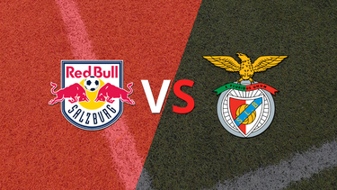 Benfica venció en su casa a Red Bull Salzburgo por 3-1