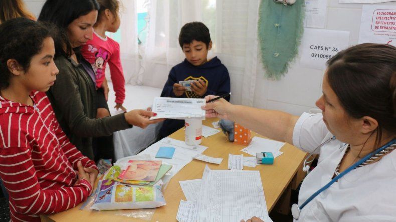 Buscan que la libreta de salud infantil sea obligatoria a partir del 1º de enero