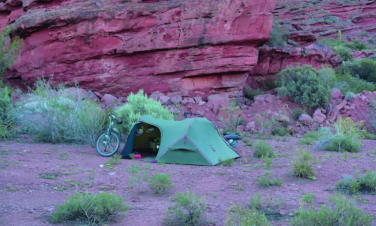 Una pareja de Suiza unió la Patagonia con Jujuy en bicicleta