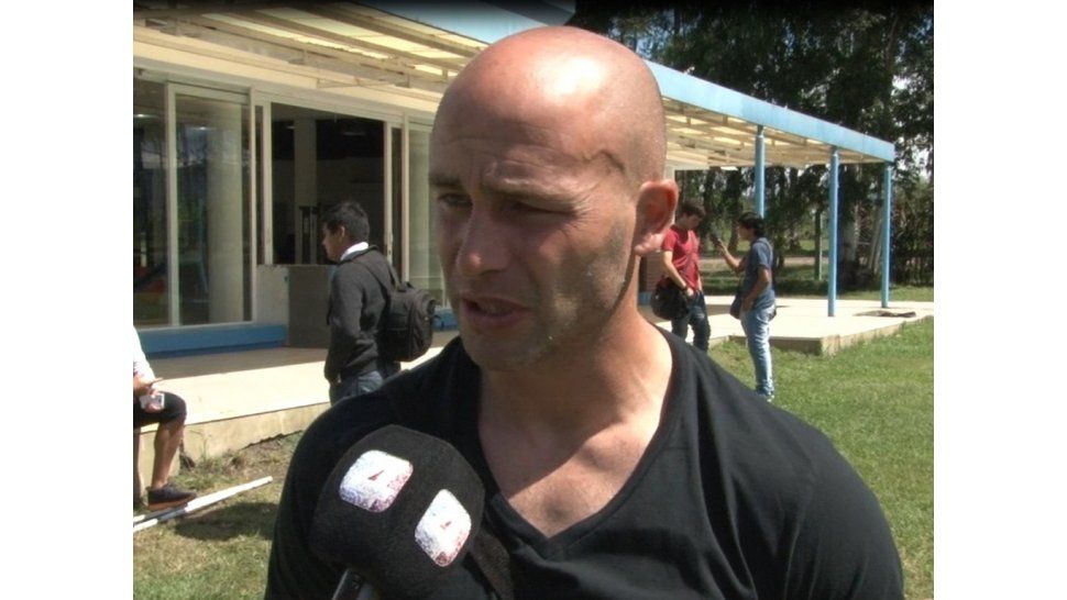 Sebastían Méndez - DT Gimnasia J