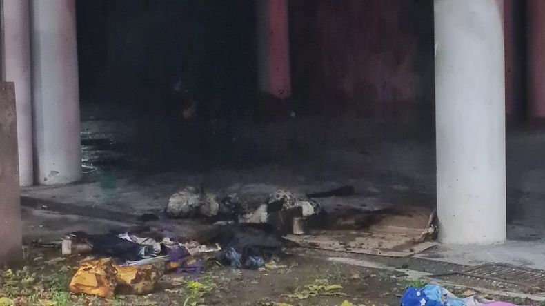 Incendio en el ingreso al estadio Federación de Básquet