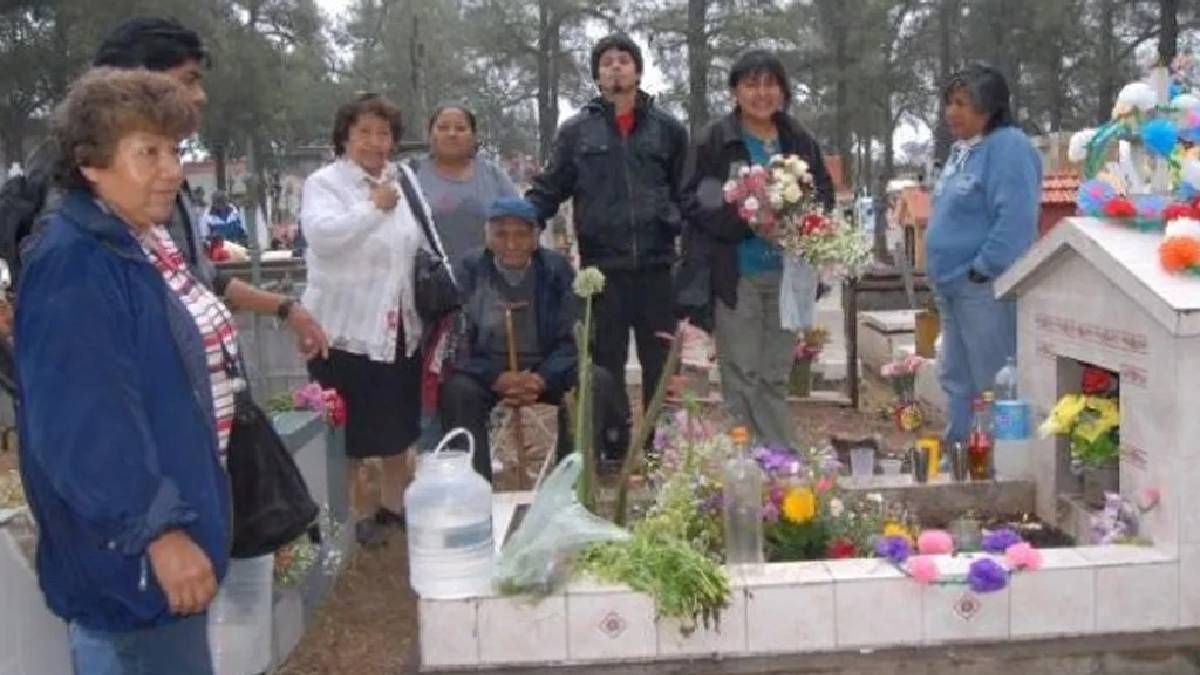 la historia de almita sibila, la santa que cumple favores en jujuy