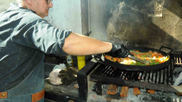 Concurso de Comida al Disco en Reyes. Concurso de Comida al Disco en Reyes.