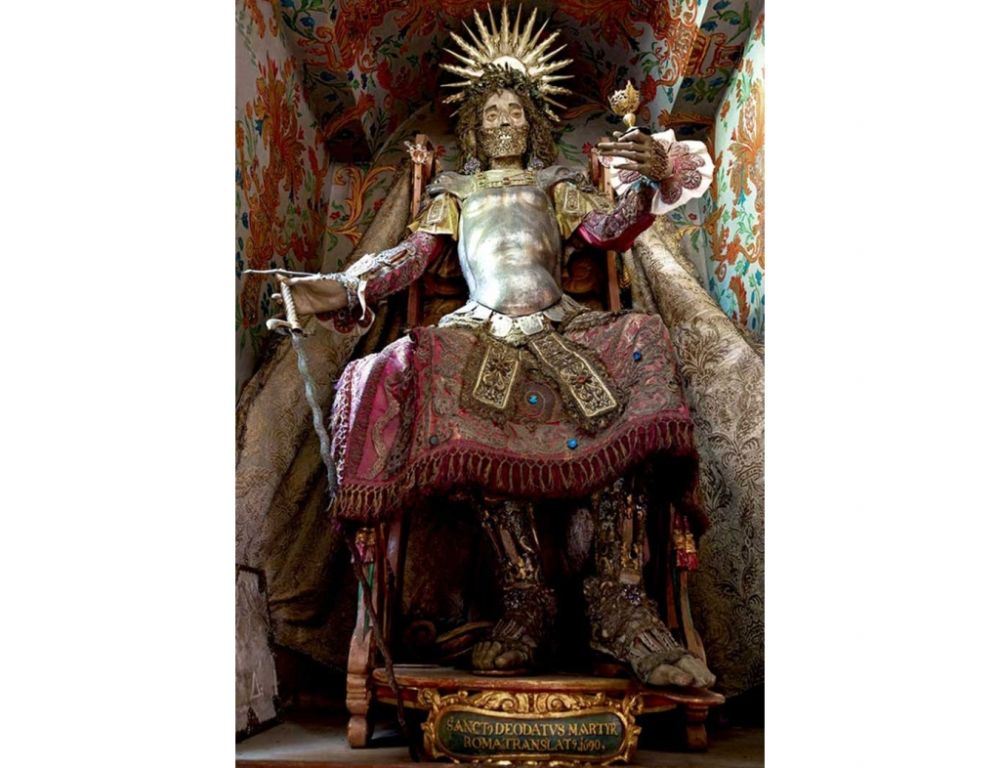 Los esqueletos de las catacumbas de Roma