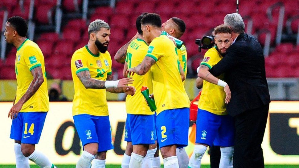 Brasil juega hoy y piensa qué hacer con la Copa América