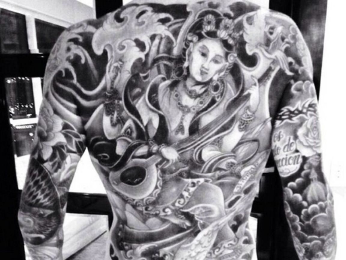 Nuevo tatuaje de Tinelli