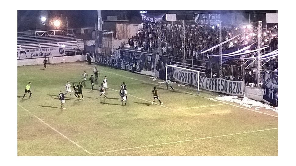 Talleres lo ganó en el último suspiro y sacó la primera ventaja en la ida