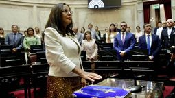 Carolina Moisés juró como vicepresidenta del Senado de la Nación