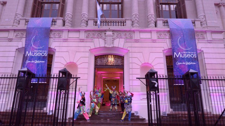 Pintores en vivo, música y teatro para la Noche de los Museos de Jujuy