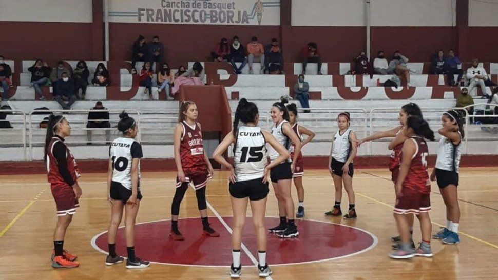 Comenzó el  básquet masculino y femenino en Capital