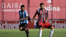 Gimnasia de Jujuy con Chacarita en junio (Archivo)