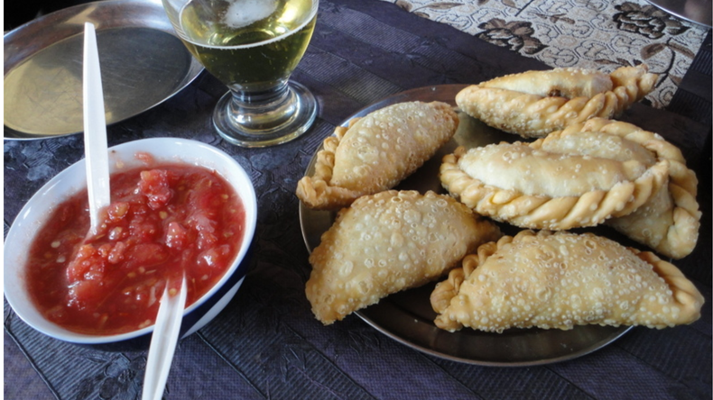 Empanadas con llajua.