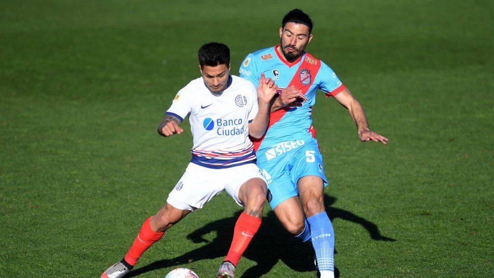 Empate en 1 entre Arsenal y San Lorenzo.