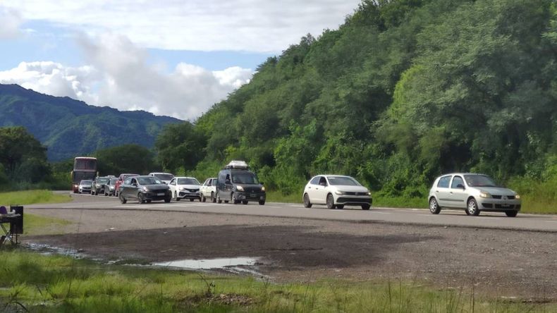 filas ruta 9 carnaval 1