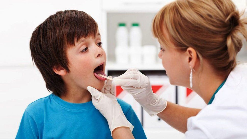 Recomendaciones y consejos contra el estreptococo, la bacteria que ya se cobró 6 vidas