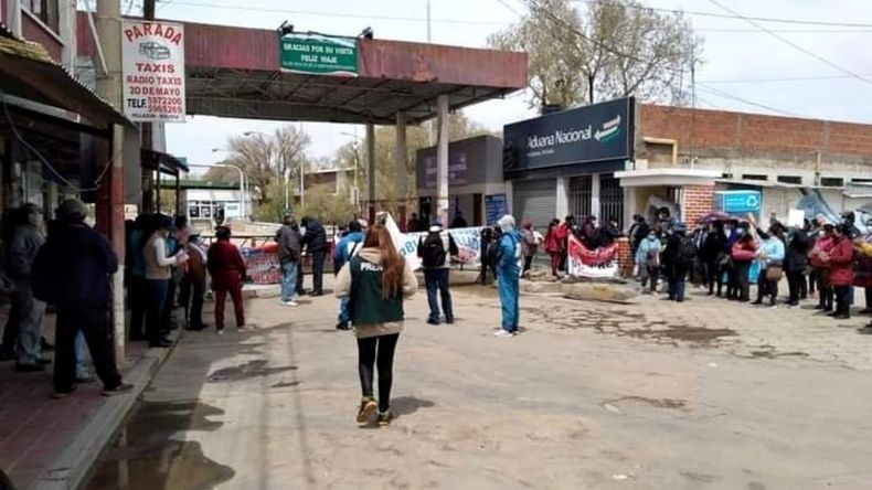 La Quiaca: bloquearon el paso internacional