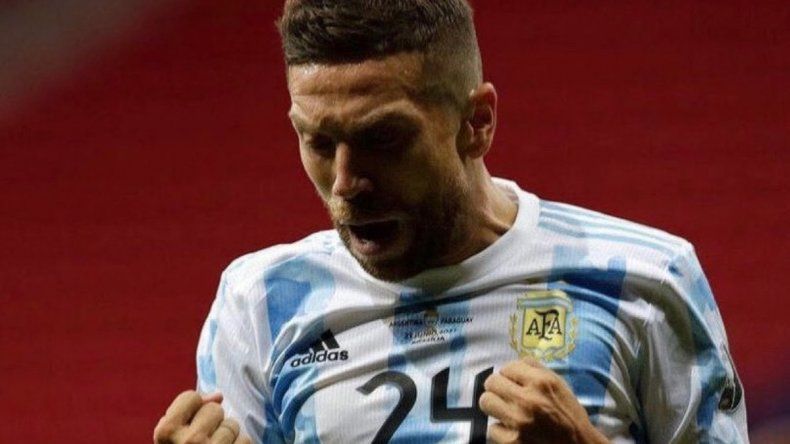 El Papu Gómez volvió a realizar su clásico baile en la concentración de la Selección Argentina, y divirtió al plantel.