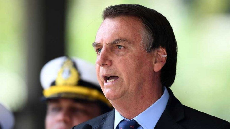 Bolsonaro insinuó que los argentinos pueden huir a Brasil