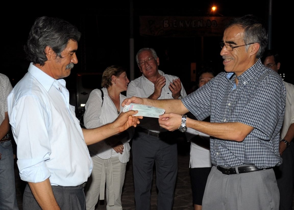 Entrega de cheque