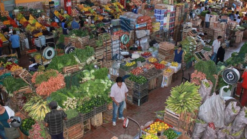 Cómo funcionarán los mercados municipales en vísperas de la Navidad 2024