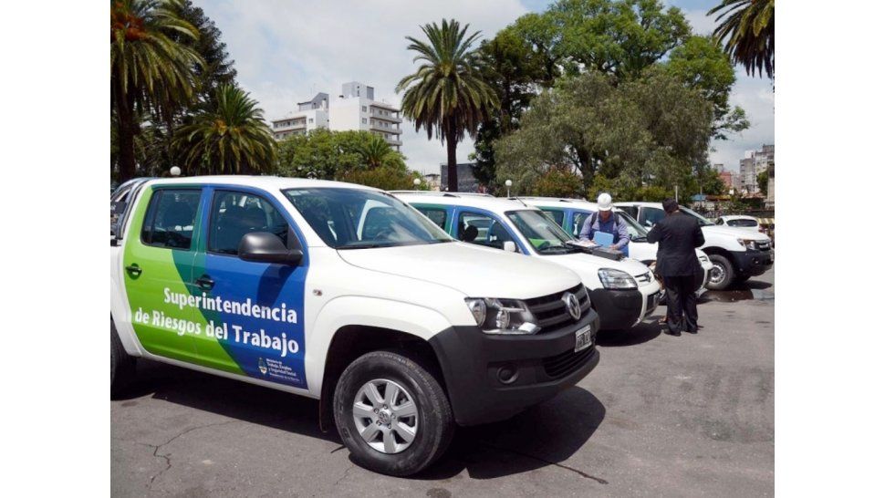 Gobierno entregó equipamiento