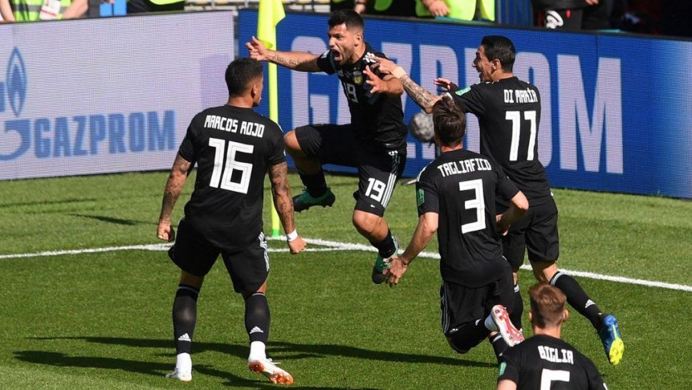 Argentina enfrenta a Croacia con el objetivo de acercarse a octavos