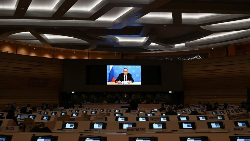 El canciller ruso Serguéi Lavrov estaba exponiendo su discurso cuando una gran cantidad de delegaciones decidieron abandonar la sala.