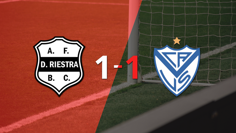 Dep. Riestra logró sacar el empate de local frente a Vélez