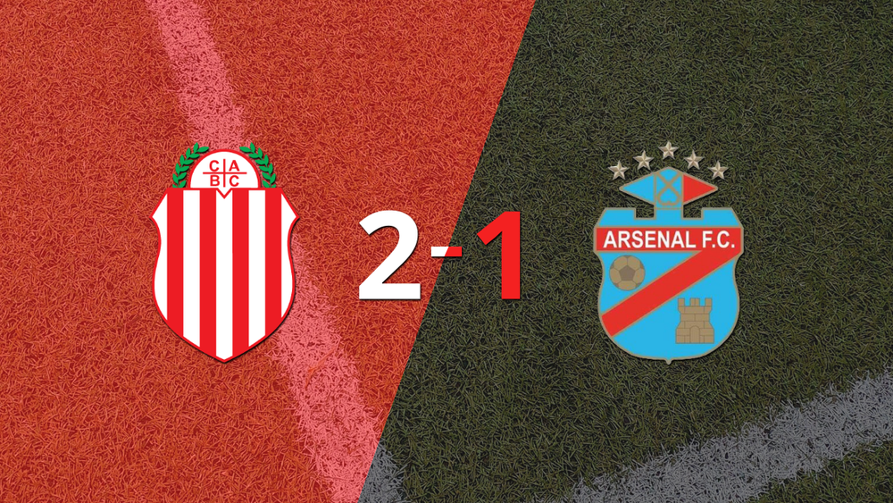 Barracas Central derrotó 2-1 en casa a Arsenal
