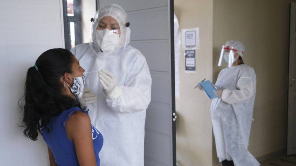 Reportaron 22.420 nuevos casos y 357 fallecidos en Argentina