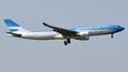 Un avión de Aerolíneas Argentinas con destino a Madrid tuvo una falla en un motor y debió volver a Ezeiza.