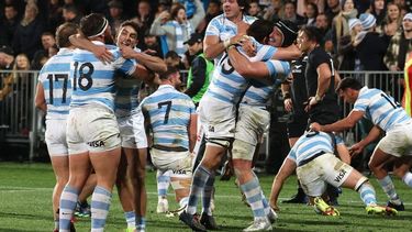 Los Pumas se impusieron ante los All Blacks por 25 a 18 por primera vez en Nueva Zelanda.