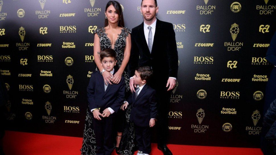 No podía ser de otra manera: Antonella Roccuzzo deslumbró con su outfit en la entrega del Balón de Oro 2019