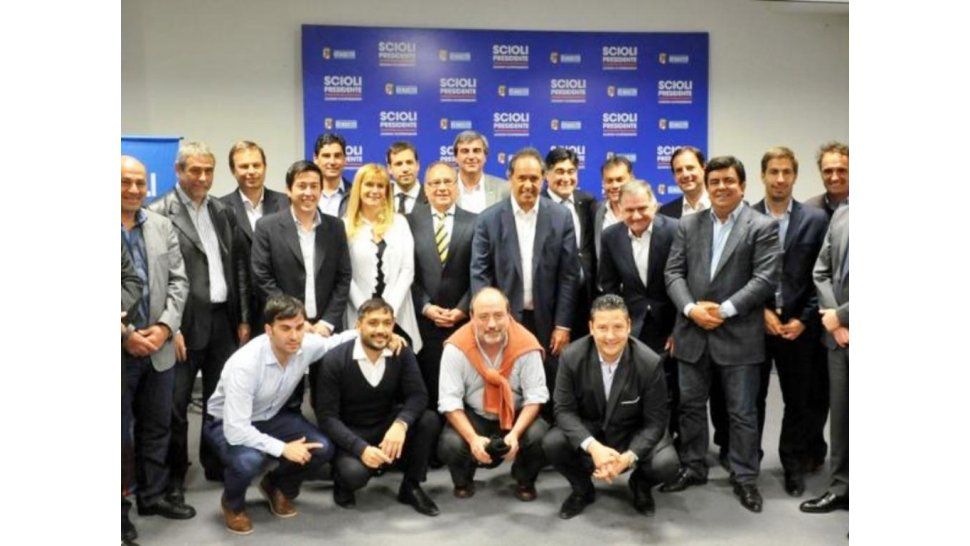 Scioli con intendentes